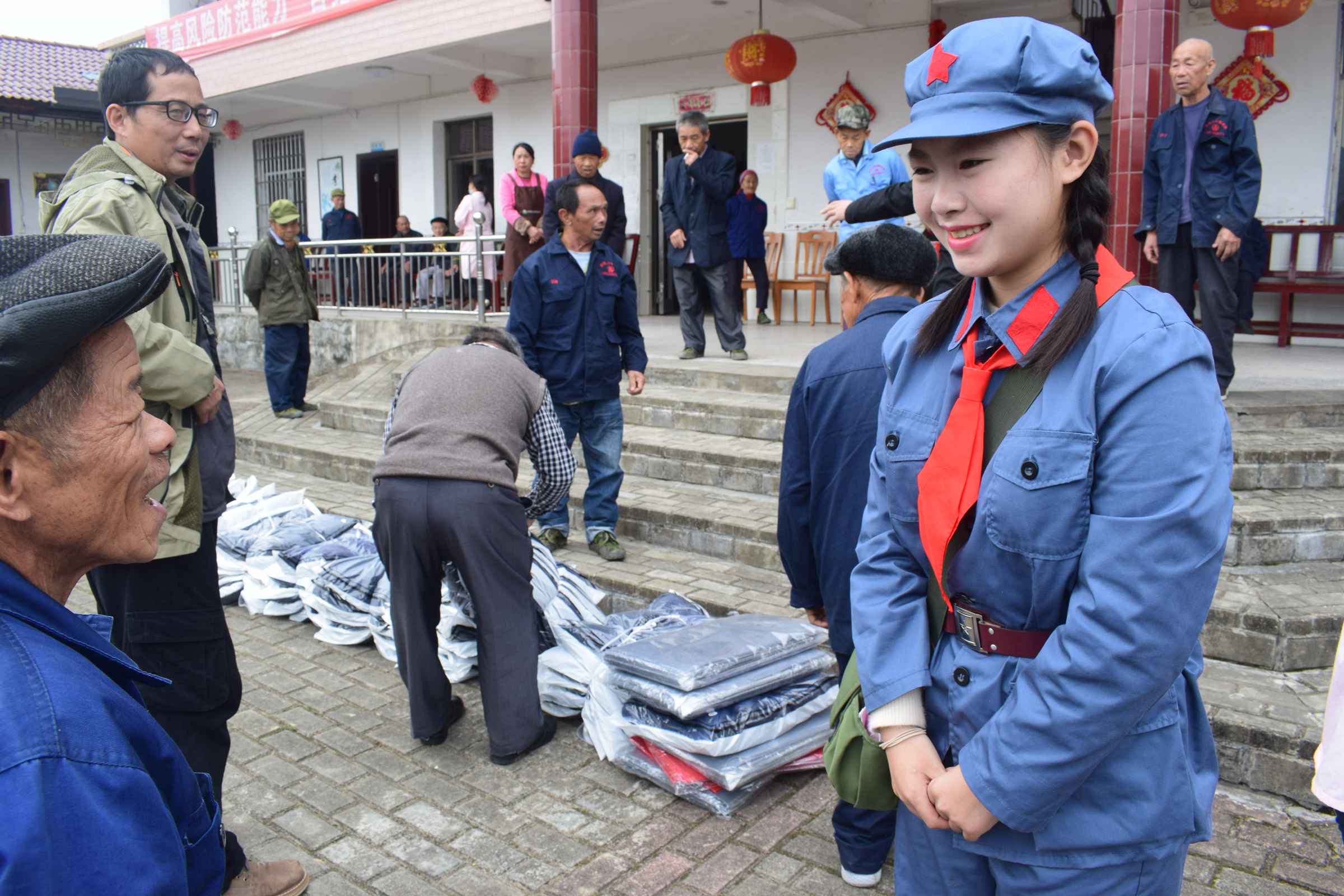 获2020年全国新时代好少年奖的余梓洋同学在现场